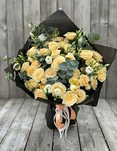 Букет цветов из:  Розы и Лизиантусы #REPLACE_PRED# Новоселицком