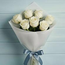 Букет 7 Белых роз Эдлесс Лав в Новоселицком