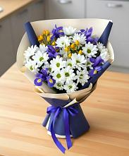 Букет цветов из:  Розы, Ирисы и Хризантемы в Новоселицком